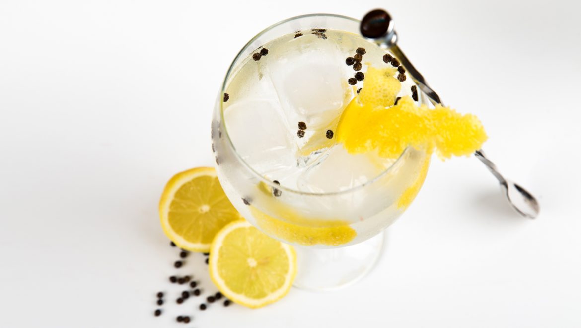 Cops Reviver semplicemente con Iceberg vodka