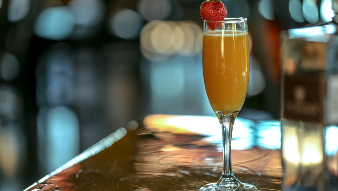 Vodka, amore e un cocktail Mimosa